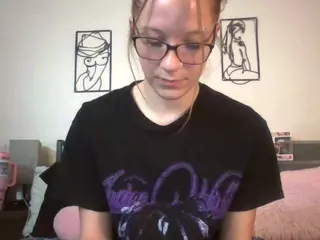 LizDaSnowbunny's Live Sex Cam Show
