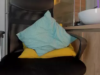 MeganBlosson's Live Sex Cam Show