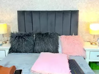 Madison Wiilde's Live Sex Cam Show