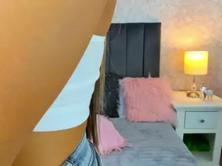 Madison Wiilde's Live Sex Cam Show