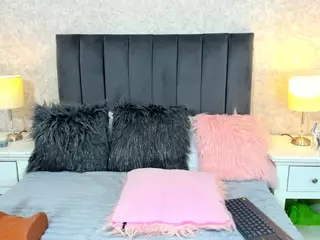 Madison Wiilde's Live Sex Cam Show