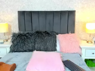 Madison Wiilde's Live Sex Cam Show