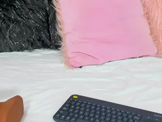 Madison Wiilde's Live Sex Cam Show