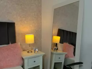 Madison Wiilde's Live Sex Cam Show