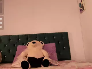 Jhiinny-Brownn's Live Sex Cam Show