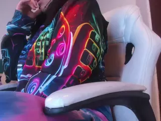 Jhiinny-Brownn's Live Sex Cam Show