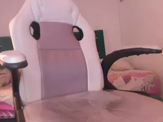Jhiinny-Brownn's Live Sex Cam Show