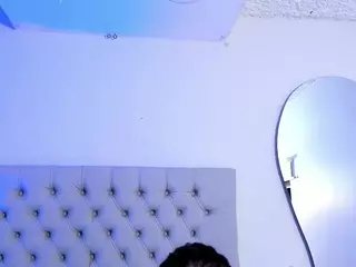 martina-monrhoee's Live Sex Cam Show