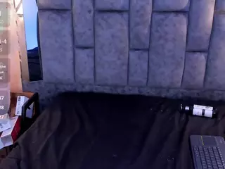martina-monrhoee's Live Sex Cam Show