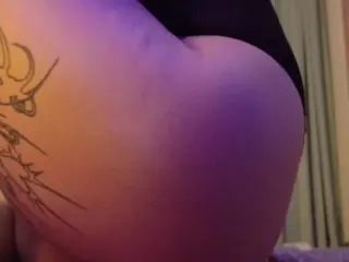 Yuriko-May's Live Sex Cam Show