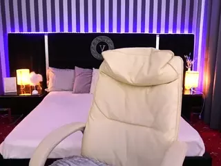 AfinaLinn's Live Sex Cam Show