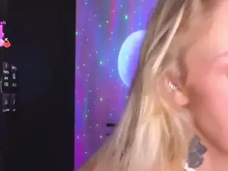 Ann's Live Sex Cam Show