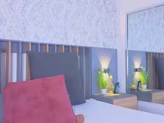 Mia-Oceann's Live Sex Cam Show