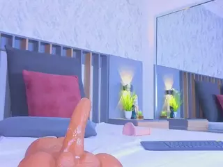 Mia-Oceann's Live Sex Cam Show