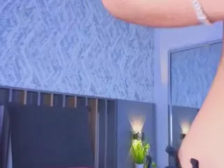 Mia-Oceann's Live Sex Cam Show