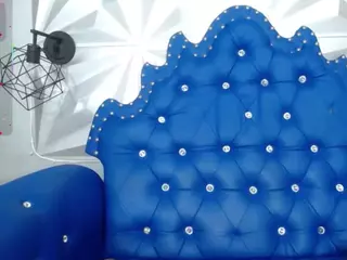 alicurly's Live Sex Cam Show