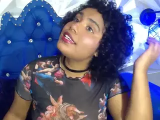 alicurly's Live Sex Cam Show