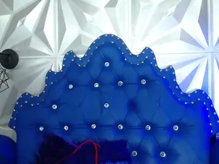 alicurly's Live Sex Cam Show