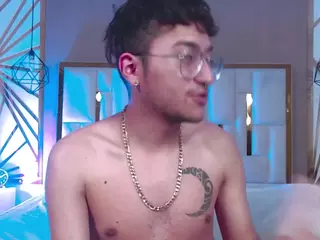 ALICE AND TOM's Live Sex Cam Show