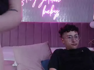 ALICE AND TOM's Live Sex Cam Show