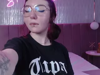 ALICE AND TOM's Live Sex Cam Show