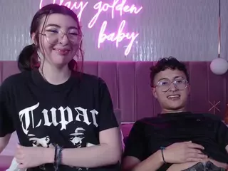 ALICE AND TOM's Live Sex Cam Show