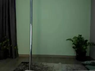CristalGold's Live Sex Cam Show