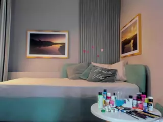 CristalGold's Live Sex Cam Show