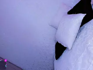 Shanelengel's Live Sex Cam Show
