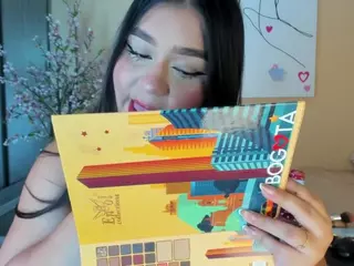 Aleja-NiceAss's Live Sex Cam Show
