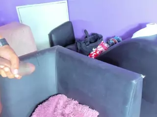 maiden-of-pleasure's Live Sex Cam Show