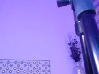 Midnightrose11's Live Sex Cam Show