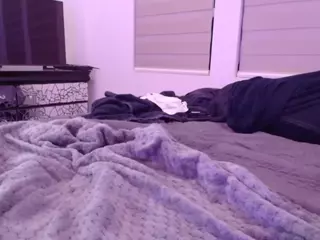 Midnightrose11's Live Sex Cam Show