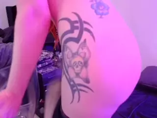 Midnightrose11's Live Sex Cam Show
