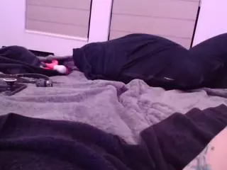 Midnightrose11's Live Sex Cam Show