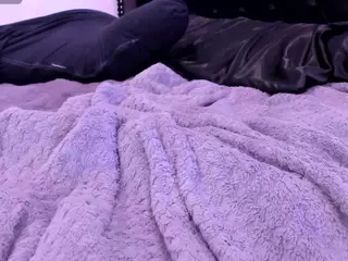 Midnightrose11's Live Sex Cam Show