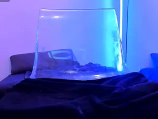 Midnightrose11's Live Sex Cam Show