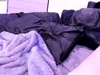 Midnightrose11's Live Sex Cam Show