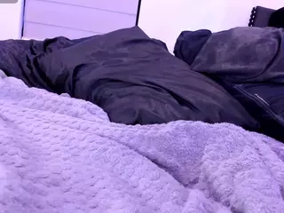 Midnightrose11's Live Sex Cam Show