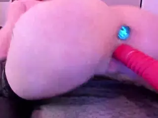 Midnightrose11's Live Sex Cam Show