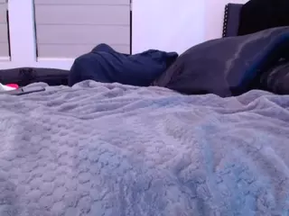 Midnightrose11's Live Sex Cam Show