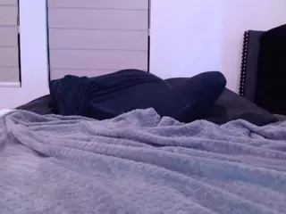 Midnightrose11's Live Sex Cam Show
