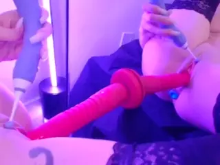 Midnightrose11's Live Sex Cam Show