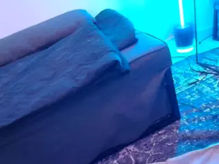 Midnightrose11's Live Sex Cam Show