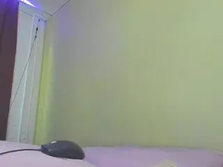 Kitti's Live Sex Cam Show