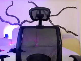 MelannyLuv's Live Sex Cam Show