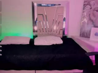MelannyLuv's Live Sex Cam Show