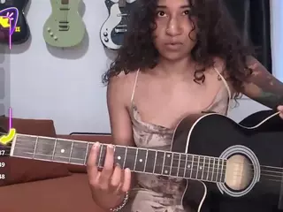 onlystrings's Live Sex Cam Show