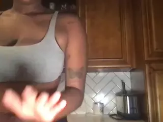 PrincessbabyTee1925's Live Sex Cam Show