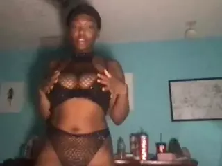 PrincessbabyTee1925's Live Sex Cam Show